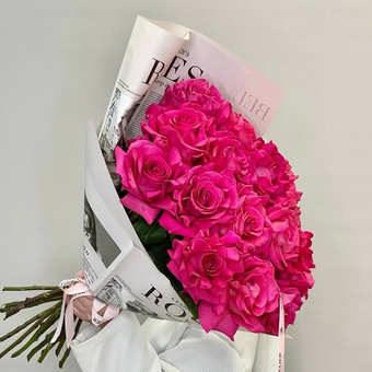 Букет из 15 роз Пинк Флойд