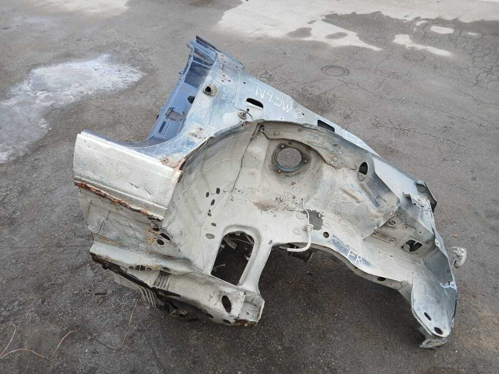 Лонжерон передний правый MITSUBISHI CHARIOT 1994