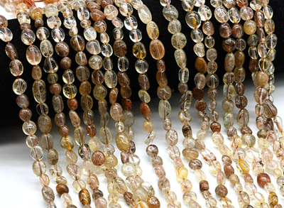 45037 Волосатик (рутиловый кварц) золотистый галтовка 5-6*8мм, нить 39см