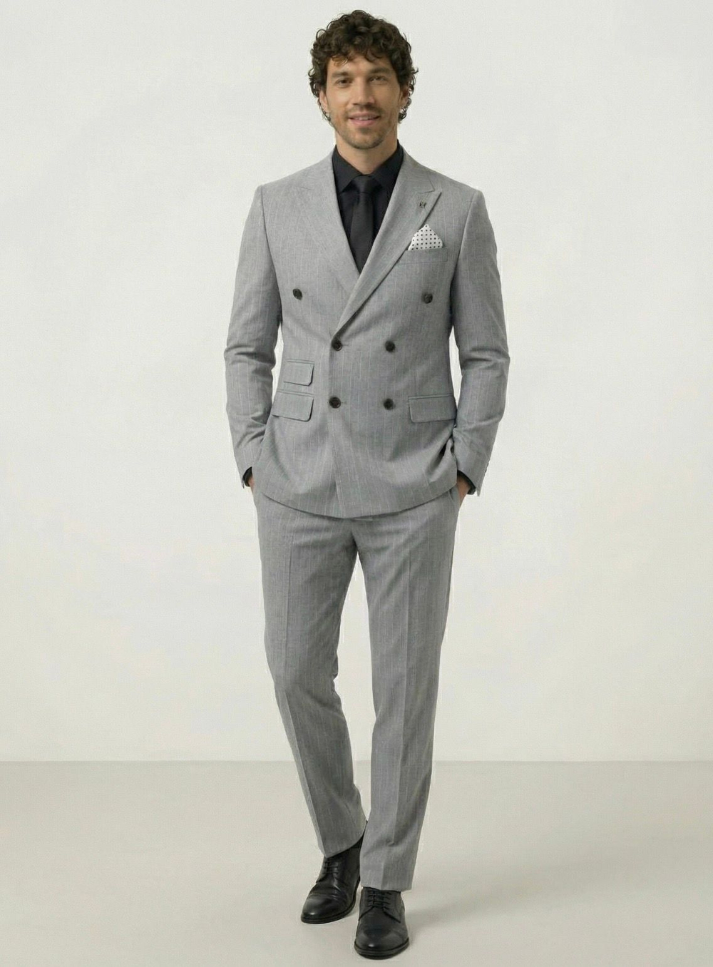Мужской костюм двубортный (серый) А68