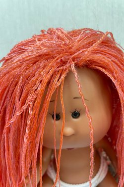 УЦЕНКА6 Кукла Nines виниловая 23см Little Mia Latina без одежды (3199WL8)