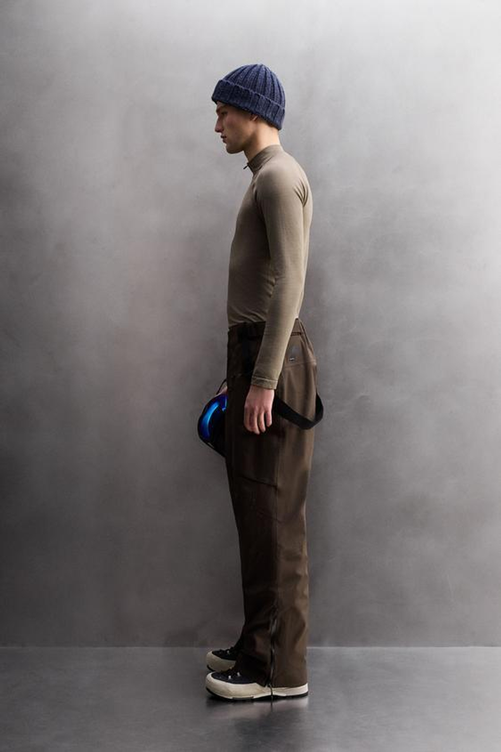 ZARA КОМПРЕССИОННАЯ ФУТБОЛКА ДЛЯ КАТАНИЯ НА ЛЫЖАХ С ВОРОТНИКОМ НА МОЛНИИ, МЯГКИЙ ЗЕЛЕНЫЙ