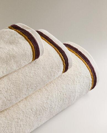 ZARA HOME БАННОЕ ПОЛОТЕНЦЕ С ДВОЙНОЙ КАЙМОЙ, ЦВЕТ СЛОНОВОЙ КОСТИ
