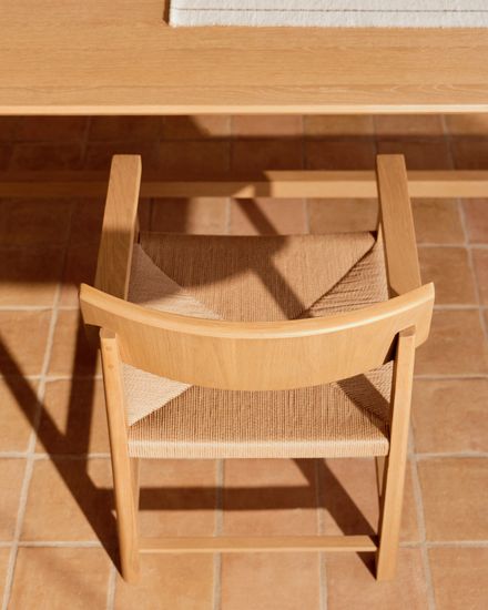 Стул Idun из массива дуба с натуральной отделкой и сиденьем из веревки
