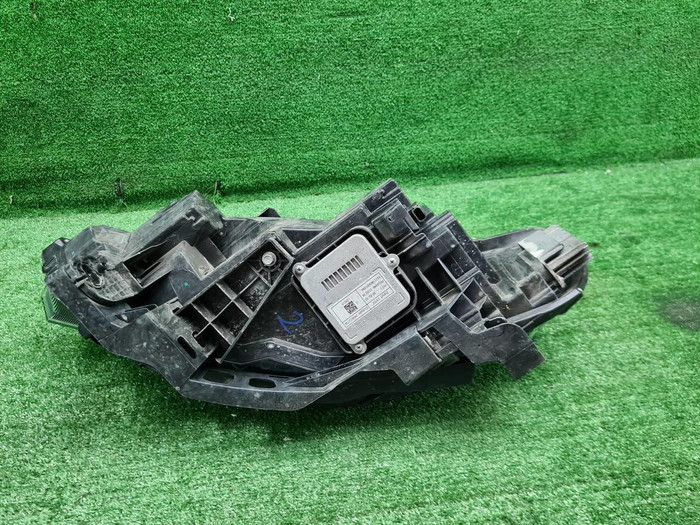 Фара правая Haval F7 (2018-2024) LED