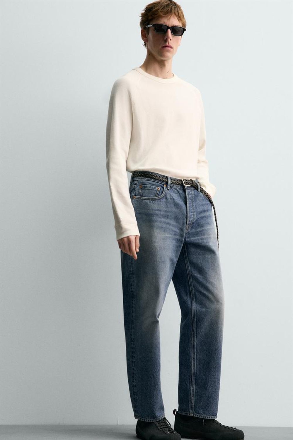 ZARA Х AARON LEVINE ФУТБОЛКА С ВАФЕЛЬНОЙ СТРУКТУРОЙ, ЭКРЮ