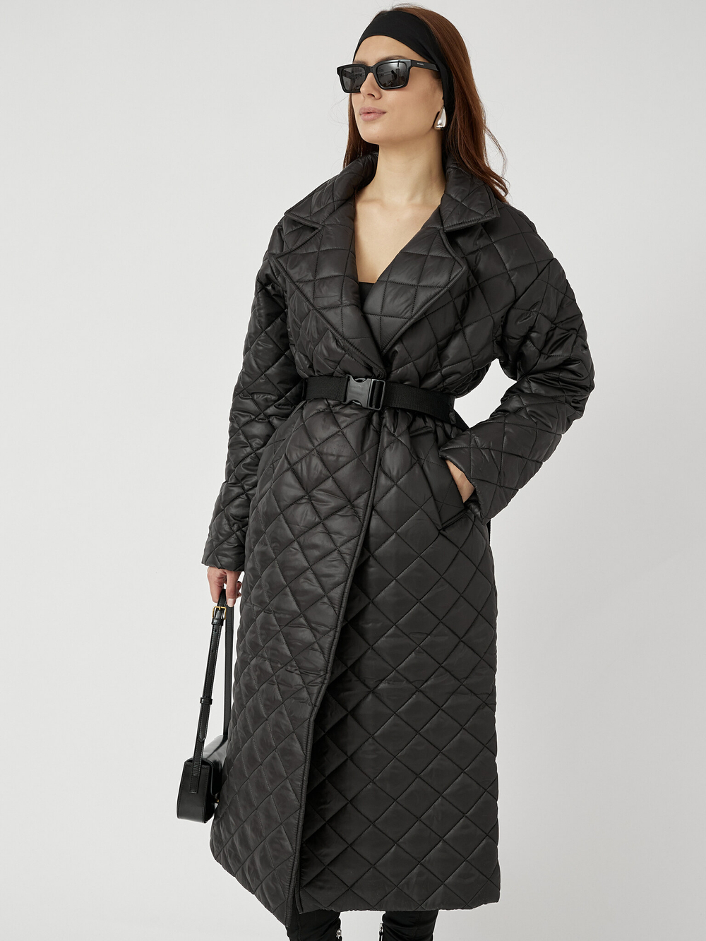 Стеганое пальто женское на утеплителе Alpolux