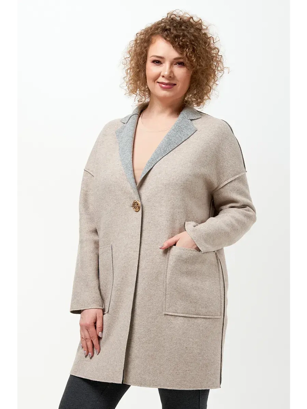 Пальто шерстяное