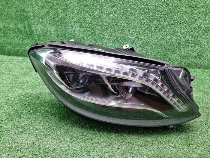 Фара правая Mercedes S W222 (2013-2017) LED