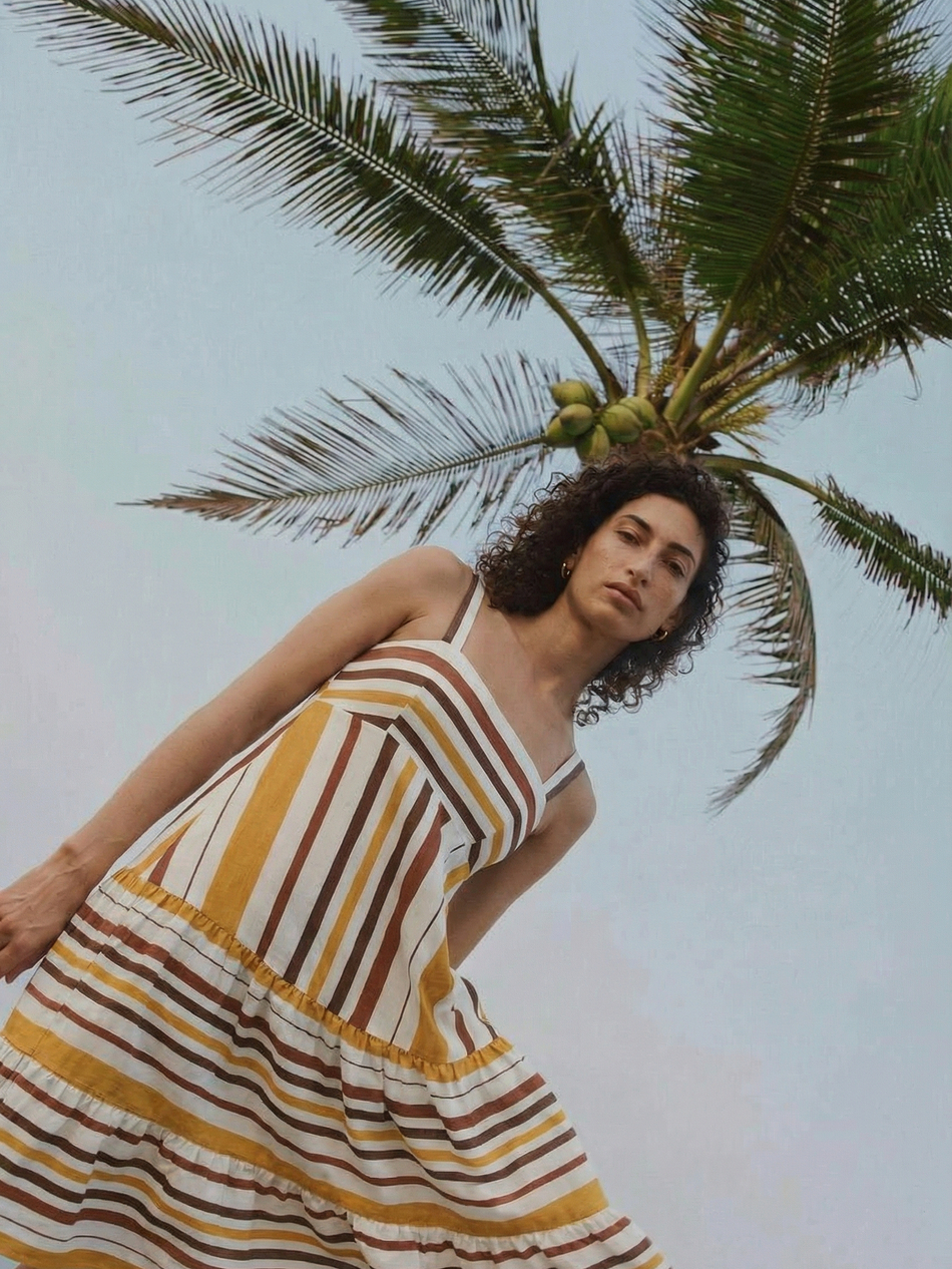 Сарафан с ярусной юбкой в крупную полоску