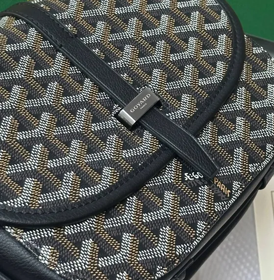 Сумка GOYARD Belvedere MM