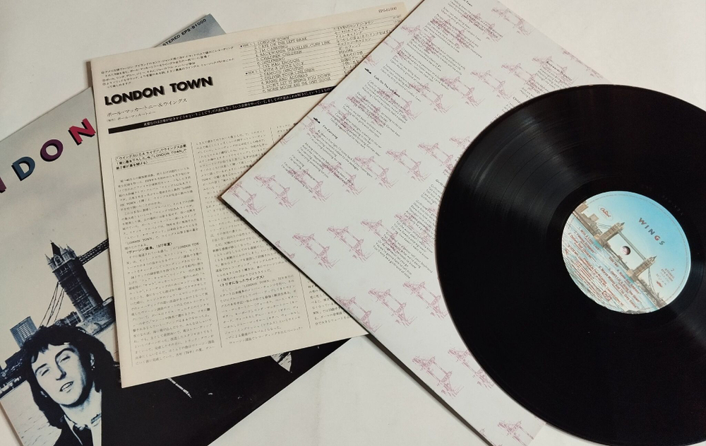 Винтажная виниловая пластинка LP Wings London Town (Japan 1978) (No Obi) EX