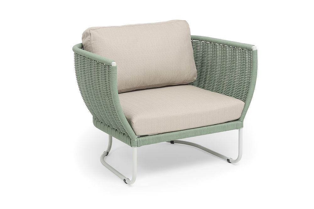 "Фиджи" кресло плетеное из роупа, каркас алюминий светло-серый (RAL7035) муар, роуп зеленый (4204) круглый tex, ткань Mossle бежевая