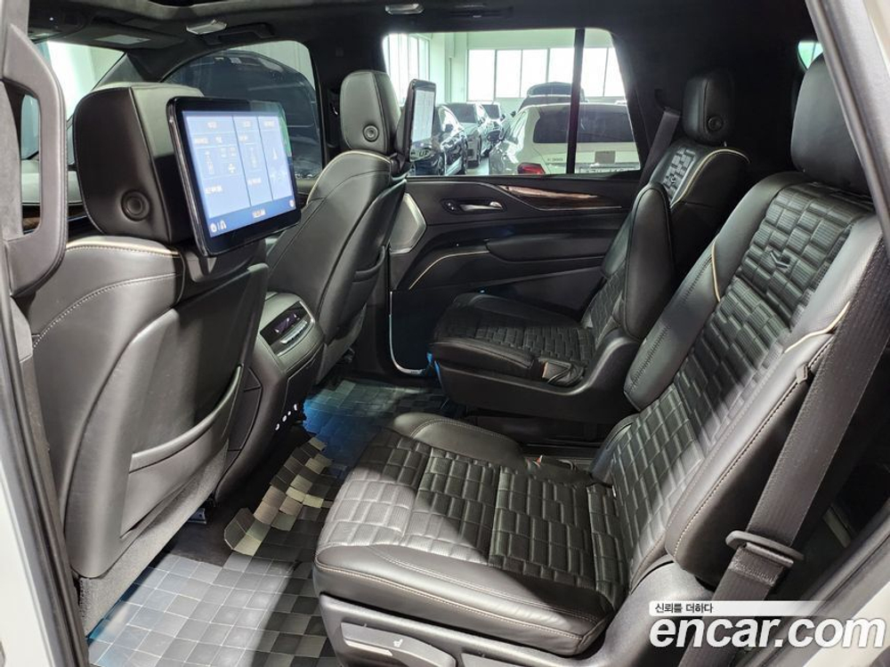Cadillac Escalade 5 Generation 6.2 (09.2021)