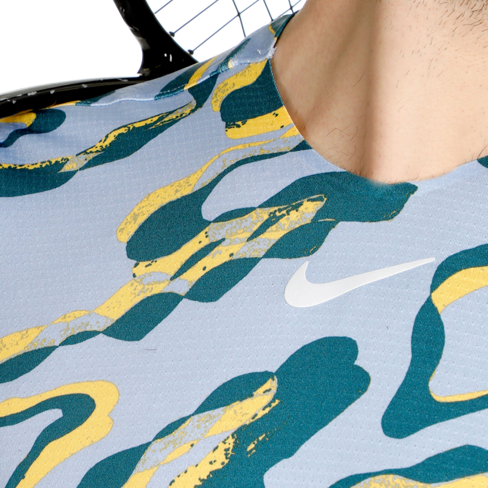 Мужское теннисное поло Nike Dri-Fit Advantage Court Print T-Shirt Men - Light Blue, Multicoloured