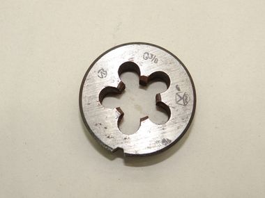 Плашка G трубная