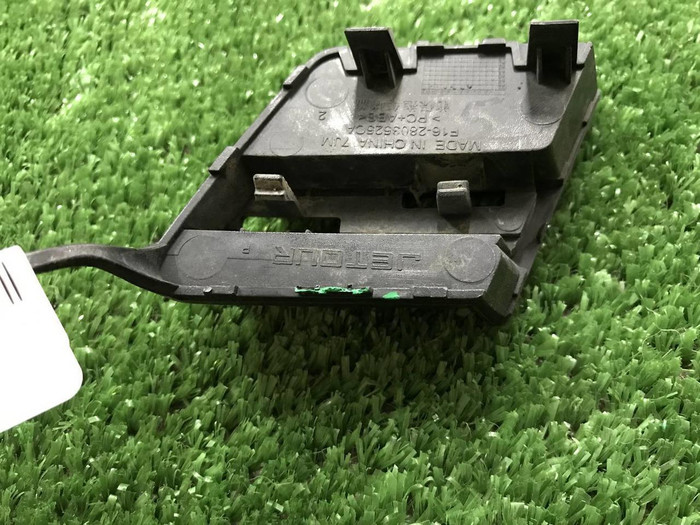 Заглушка буксировочного крюка Jetour Dashing 22-нв