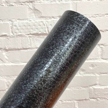 Пленка Hexis 30ALGMIB с текстурой аллигатор, серая, 1,37м