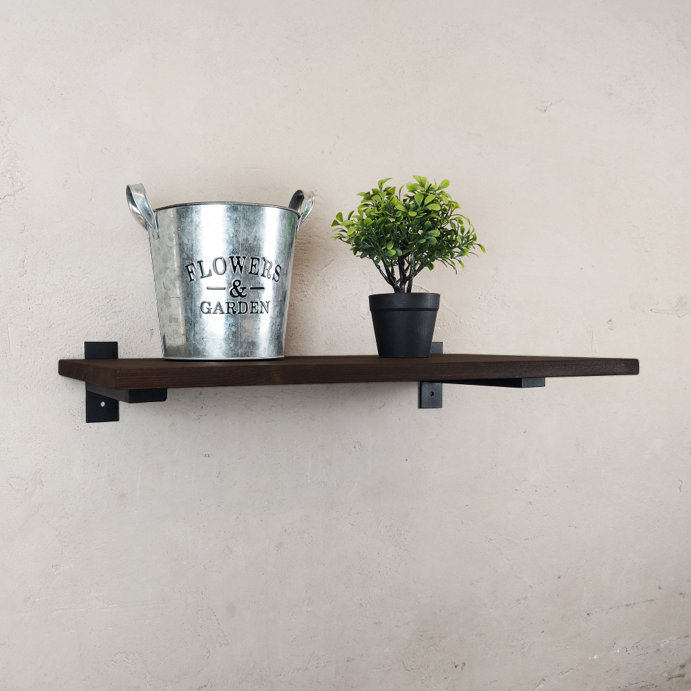 Настенные полки из натурального дерева в стиле Лофт