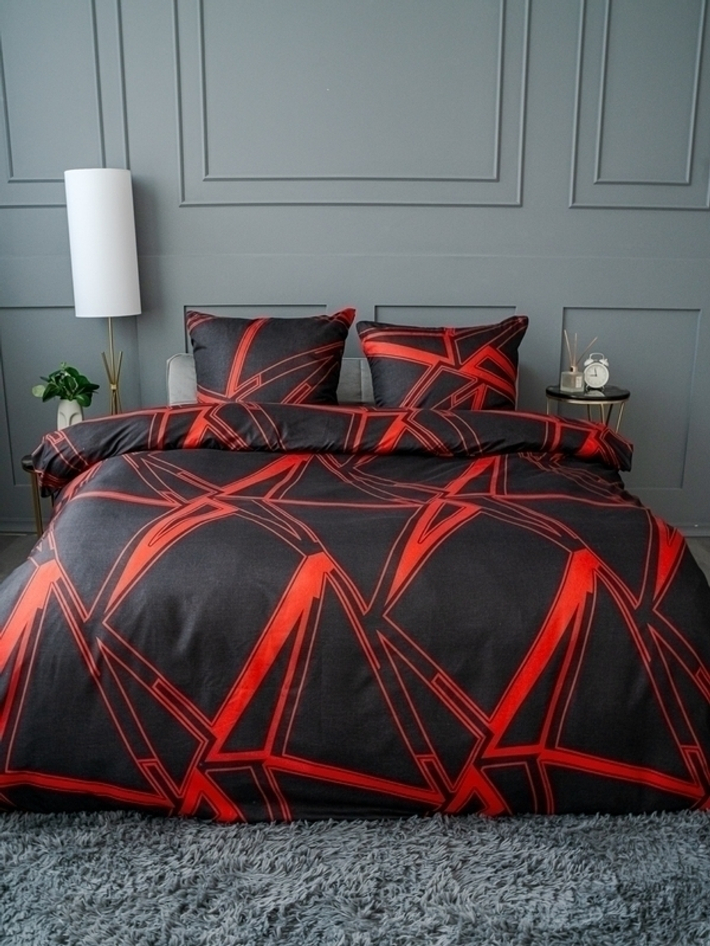 Постельное белье 1,5 полисатин Павлайн Разлом черно-красный