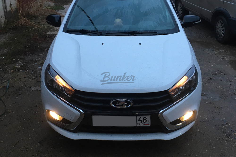 Противотуманные фары на ВЕСТУ 673, (компл.)