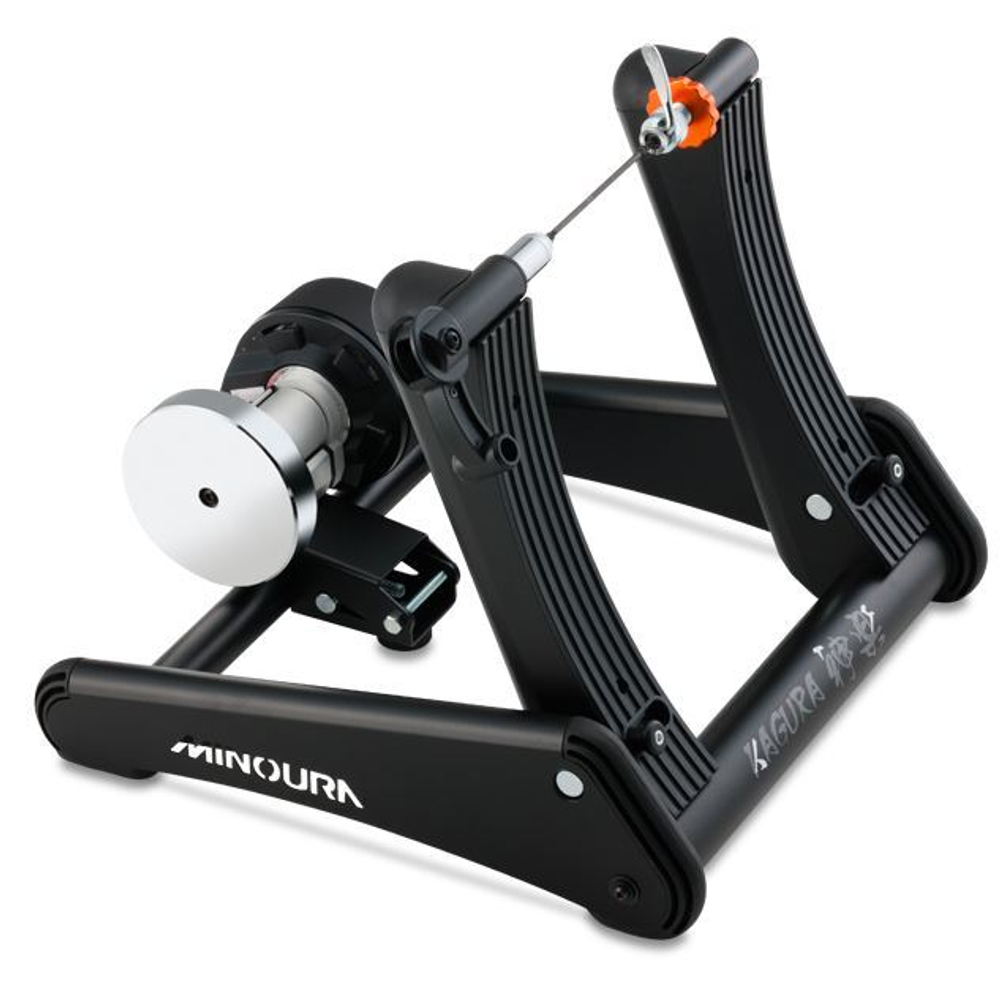 Велосипедный тренажер MINOURA KAGURA LST9200 SMART TURBO