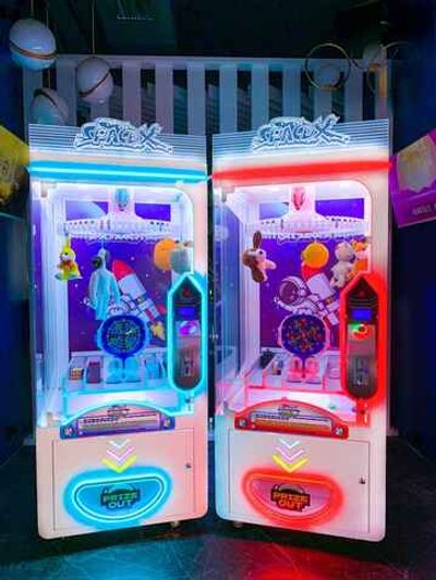 Призовой автомат прищепка «Space X»