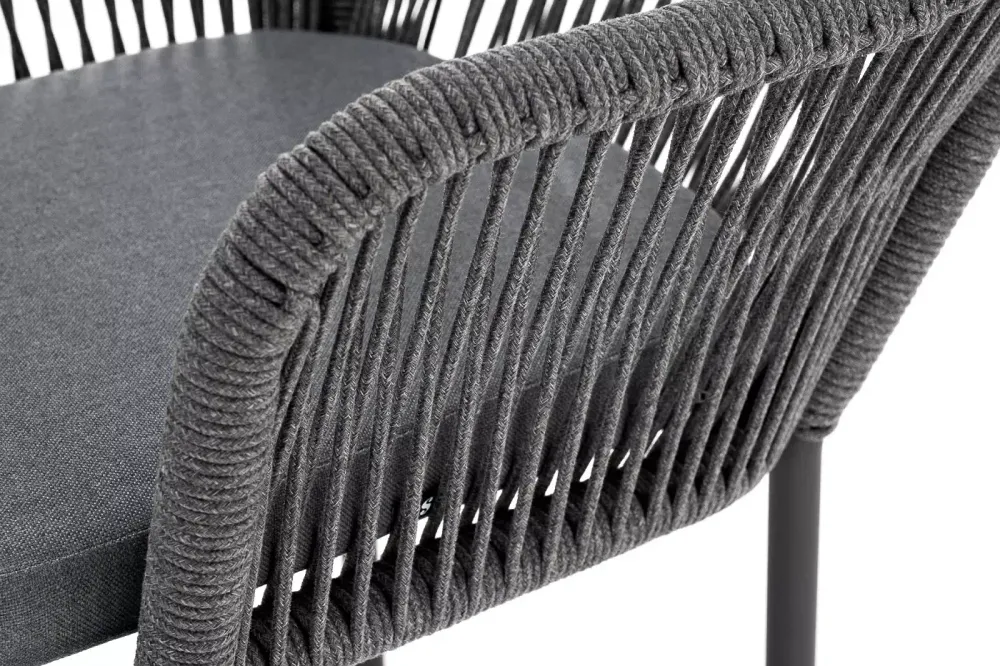 "Лион" стул плетеный из роупа, каркас алюминий серый (RAL7022) муар, роуп серый круглый, ткань серая 017