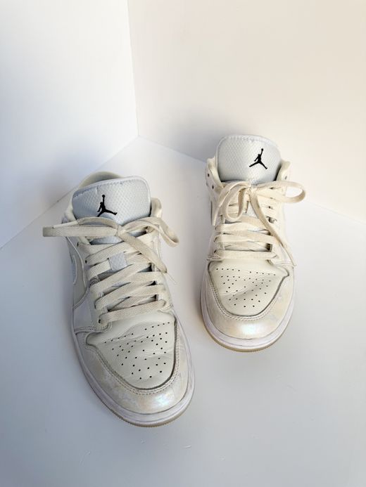 Кожаные кроссовки Nike Air Jordan, 39