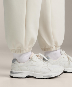 Oysho Универсальные беговые кроссовки, белый