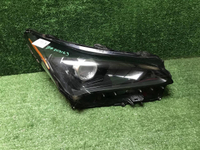 Битая Фара правая Lexus NX 1 (2017-2021) LED