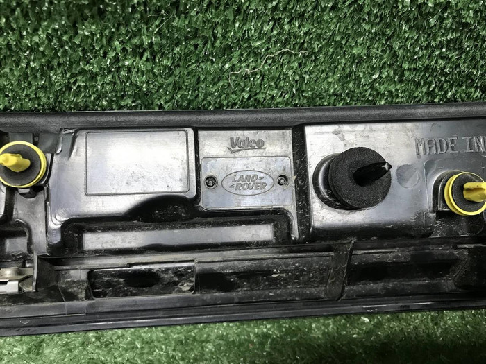 Фонарь крышки багажника Range Rover Velar (17-23)