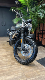 Triumph Street Scrambler 900