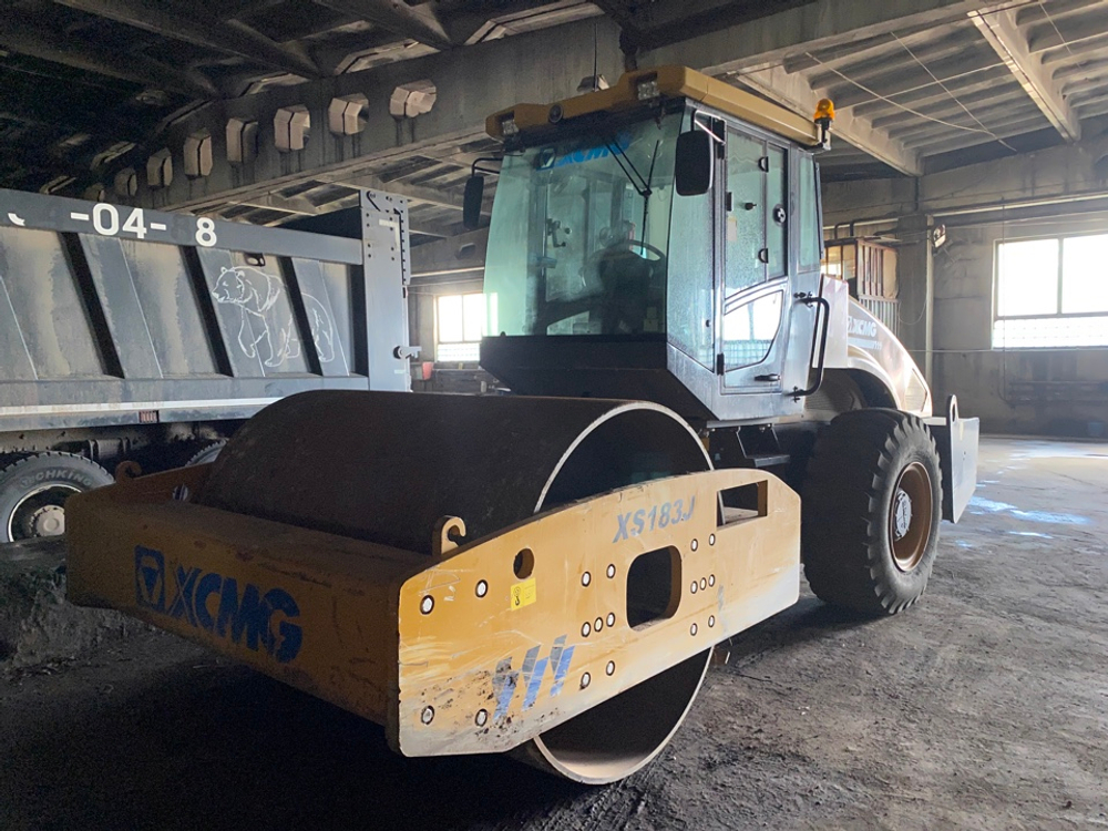 XCMG XS* Каток XS183 (Дизельный, 6,5 л, 190 л.с., АТ)