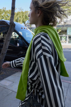 ZARA РУБАШКА В ПОЛОСКУ СО ШНУРКАМИ ПО БОКАМ, ЭКРЮ/ЧЕРНЫЙ