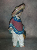 Статуэтка. Фарфор. Педро с кувшином, мексиканский мальчик в сомбреро. Lladro. Испания