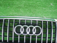 Решетка радиатора Audi Q5 1 8R (2012-2017)