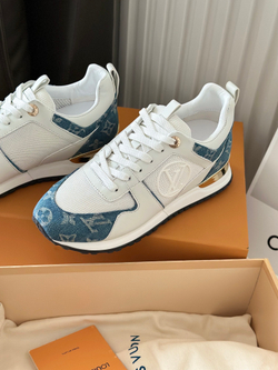 Louis Vuitton Run Away Trainer
