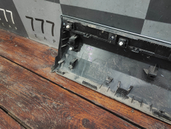 Накладка двери передней левой Geely Atlas 2 23-нв Б/У Оригинал 6073154700S44