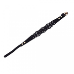 Чокер из черной кожи с узорами и золотой фурнитурой