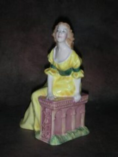 Статуэтка. Фарфор. Дама Джудит. Royal Doulton. Англия