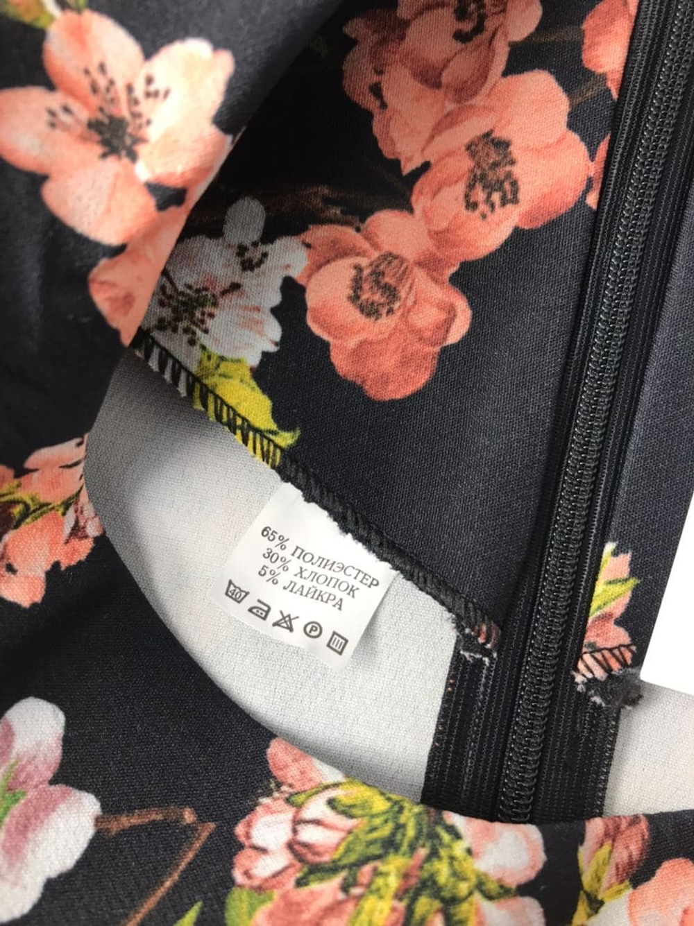 Платье AScool черное "с цветами" 44 размер, новое