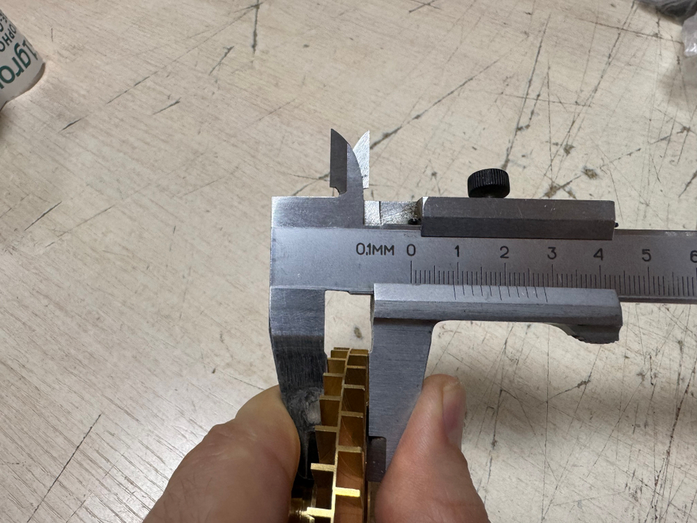 Запасная часть для насосов "LEO" моделей APm110, APM110H, APm150, APm220, AP220, APSM110, LKSM110A, APM110F , APM150F - крыльчатка латунная №10010280