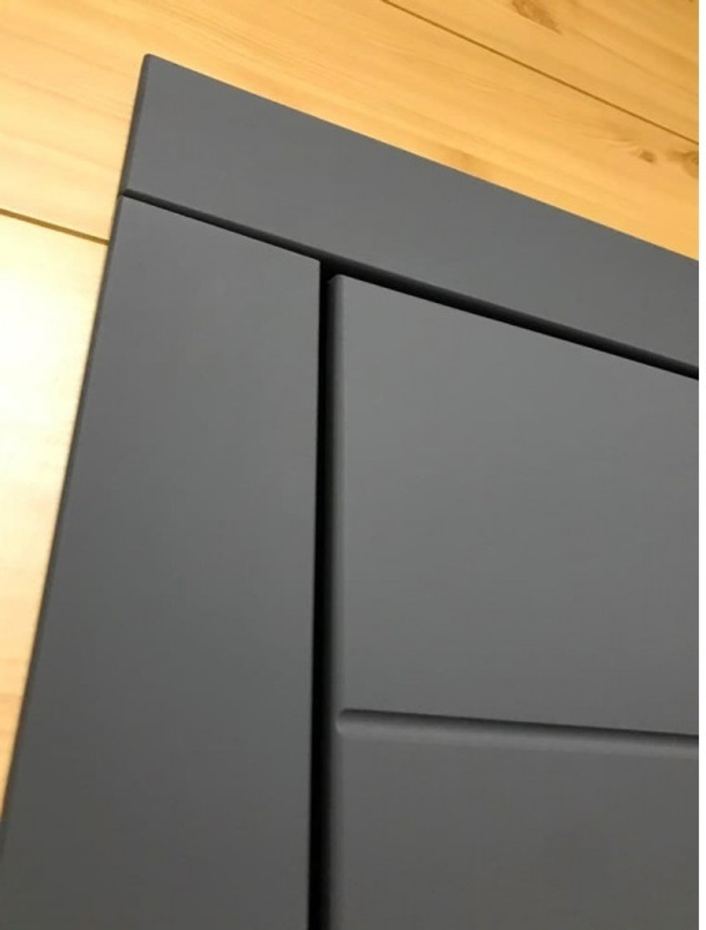 Входная металлическая дверь с зеркалом Сенатор Лира 3К Софт графит Стокгольм софт светло-серый, без текстуры