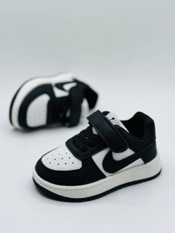 Детские кроссовки Nike Kids