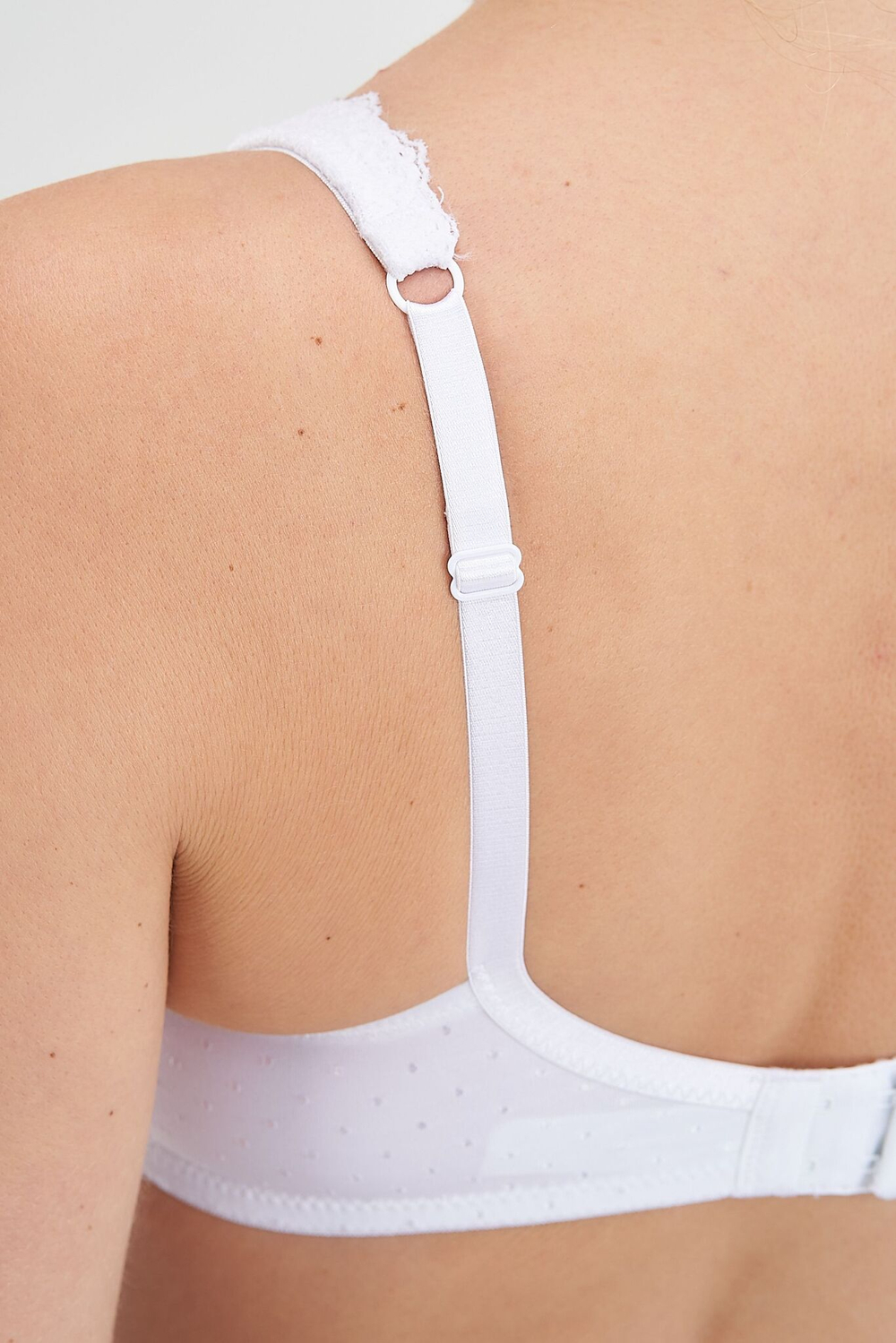 Бюстгальтер ортопедический после мастэктомии с манишкой Amoena Dana без косточек, белый, 100C