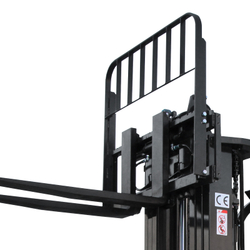 Электрический погрузчик YETT CPD25-A3LIH4-M-ZSM600-3W