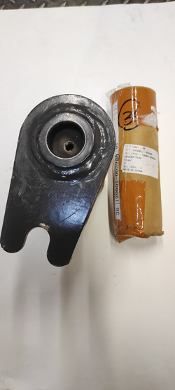 Палец 120501-00595