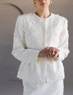 Жакет из твида с баской молочный с цветами