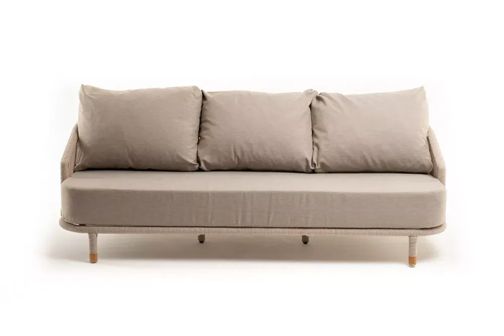 "Верона" диван 3-местный плетеный из роупа, каркас алюминий белый муар, роуп бежевый круглый, ткань бежевая 052